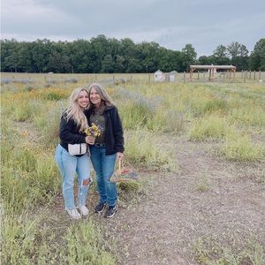 Meet your Posher, Alison